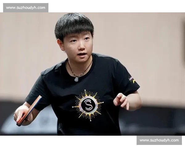 激烈对抗中运动员精彩表现引领赛场风云变幻